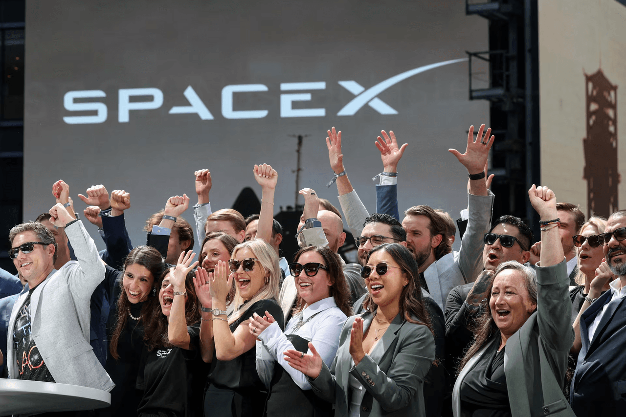 SpaceX Stock Price: Where SPCX Trades Now and What Drives It